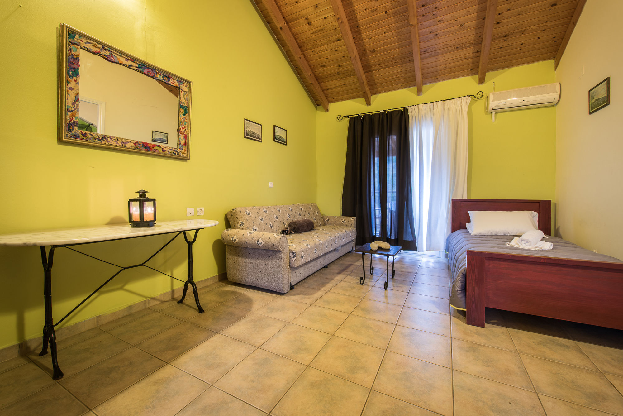 Aparthotel Pansion Porto Tsi Ostrias 3*