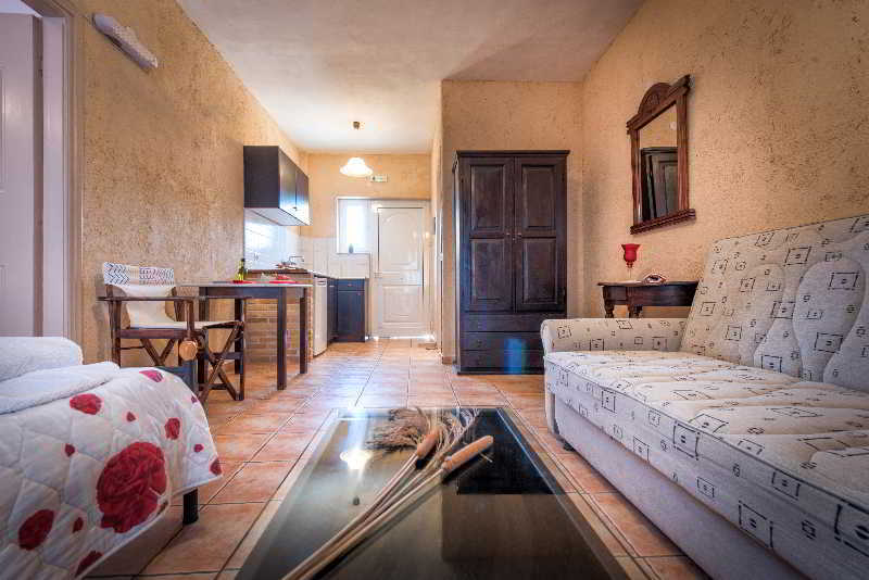 Aparthotel Pansion Porto Tsi Ostrias 3*